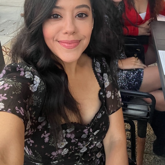 ASTR BLACK FLORAL DRESS - Picture 11 of 11